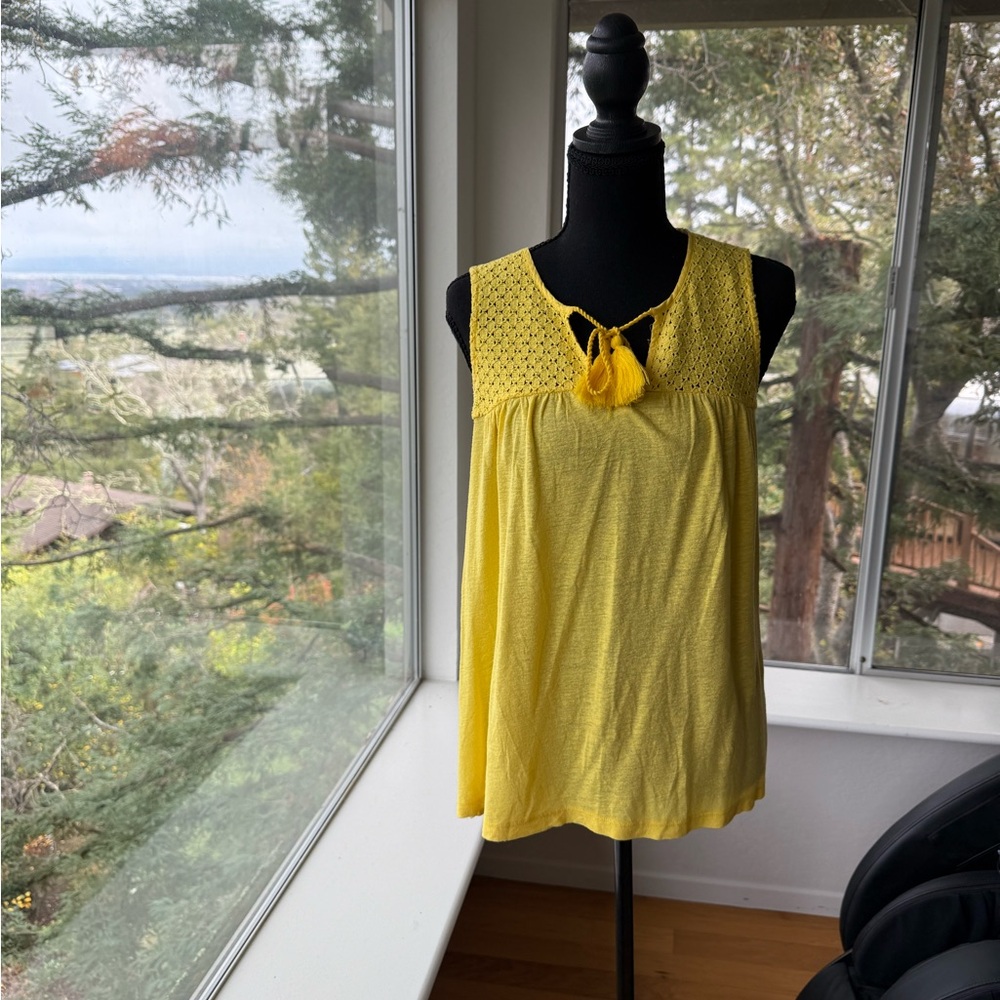 Anthropologie Crochet Yoke Sleeveless Tank Top, XS, Yellow